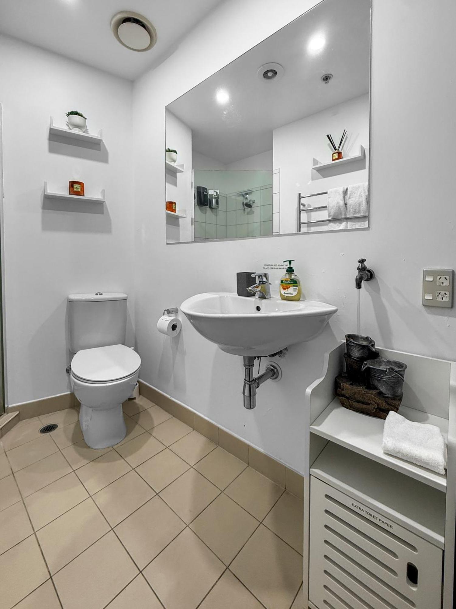 Le Mirage- Stylish, Central Apartment With Pools, Sauna, More Auckland Exterior photo